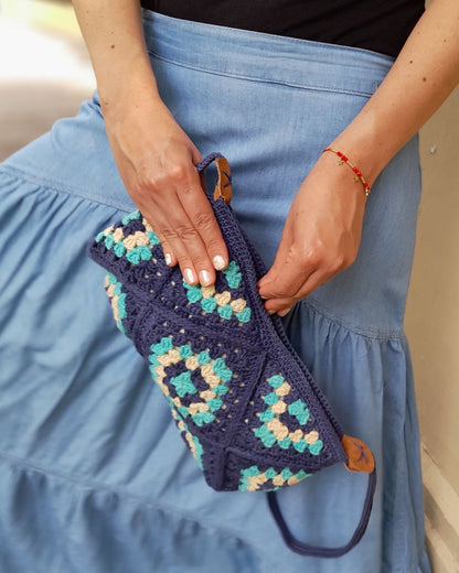 Cartera Bandolera de Verano Tejida a Crochet Azul/Calipso