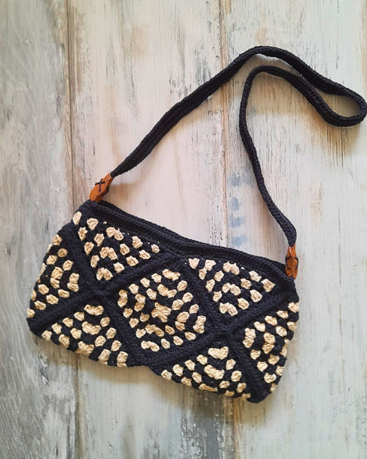 Cartera Bandolera de Verano Tejida a Crochet  Duo Negra
