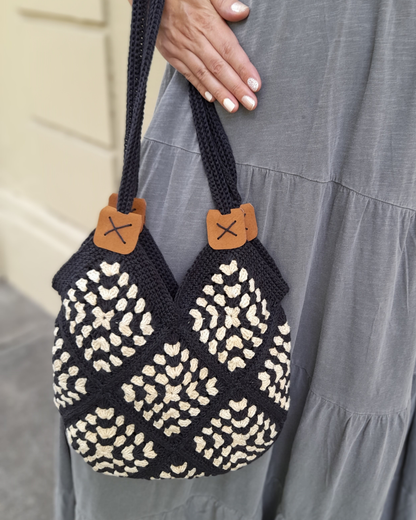Cartera de hombro Verano Tejida a Crochet  Duo Negra